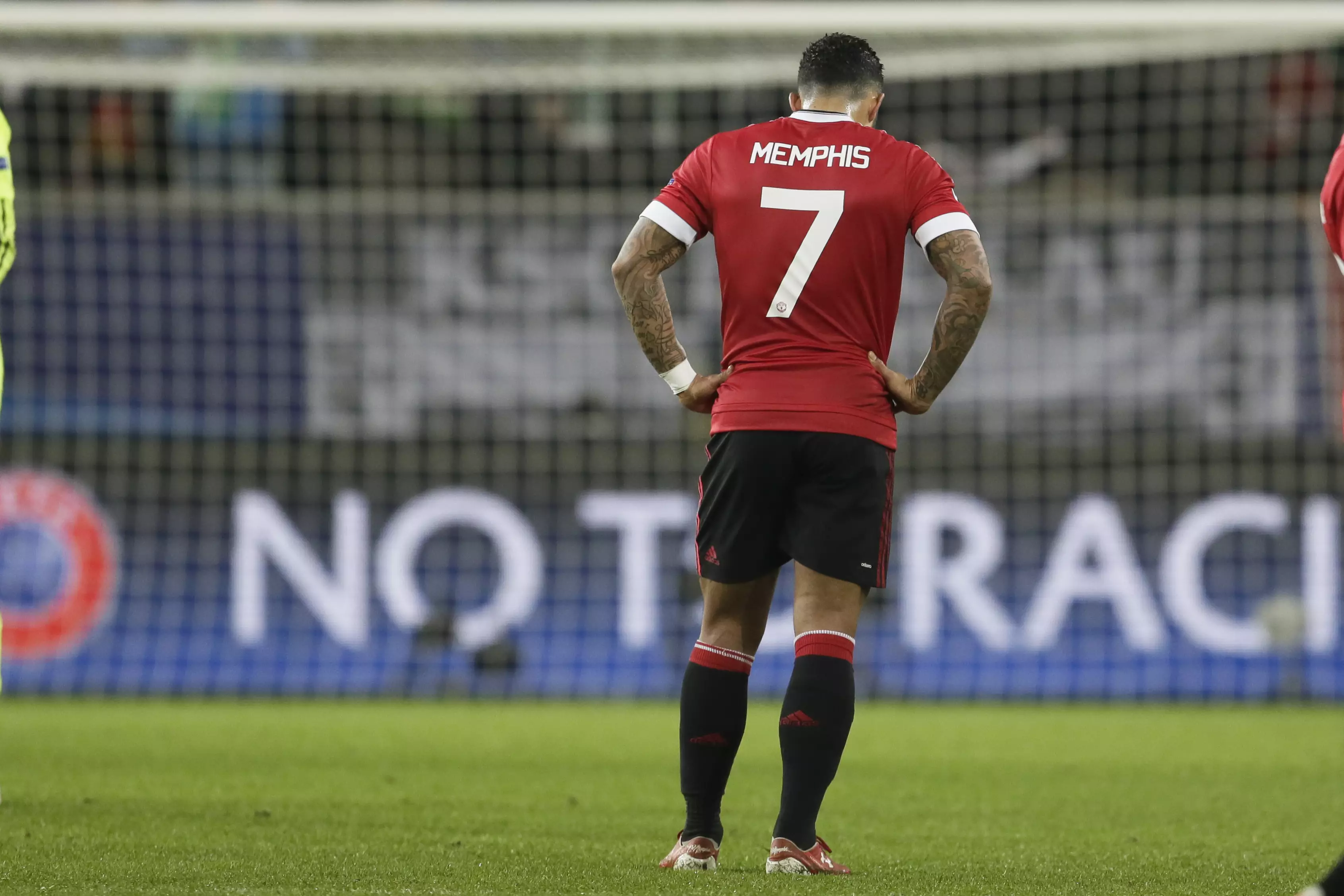 WATCH: Memphis Misses A Sitter During Manchester United Friendly