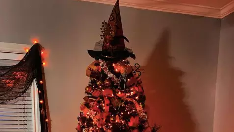 Halloween Trees Are The New Trend For People Who Love All Things Spooky