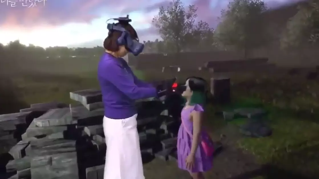 Mum 'Reunited' With Dead Daughter Via Virtual Reality Headset 