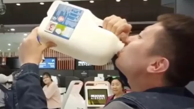 Tourist Downs 2.5l Of Milk At Airport Security So He Doesn't Waste It
