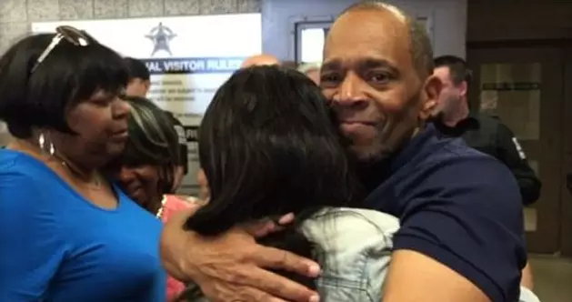 Man Wrongly Jailed For 25 Years Is Released After DNA Proves Him Innocent