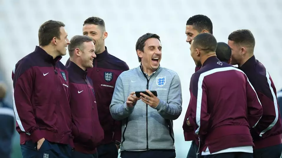 Gary Neville Identifies The Biggest Threat To Chelsea Retaining The Title