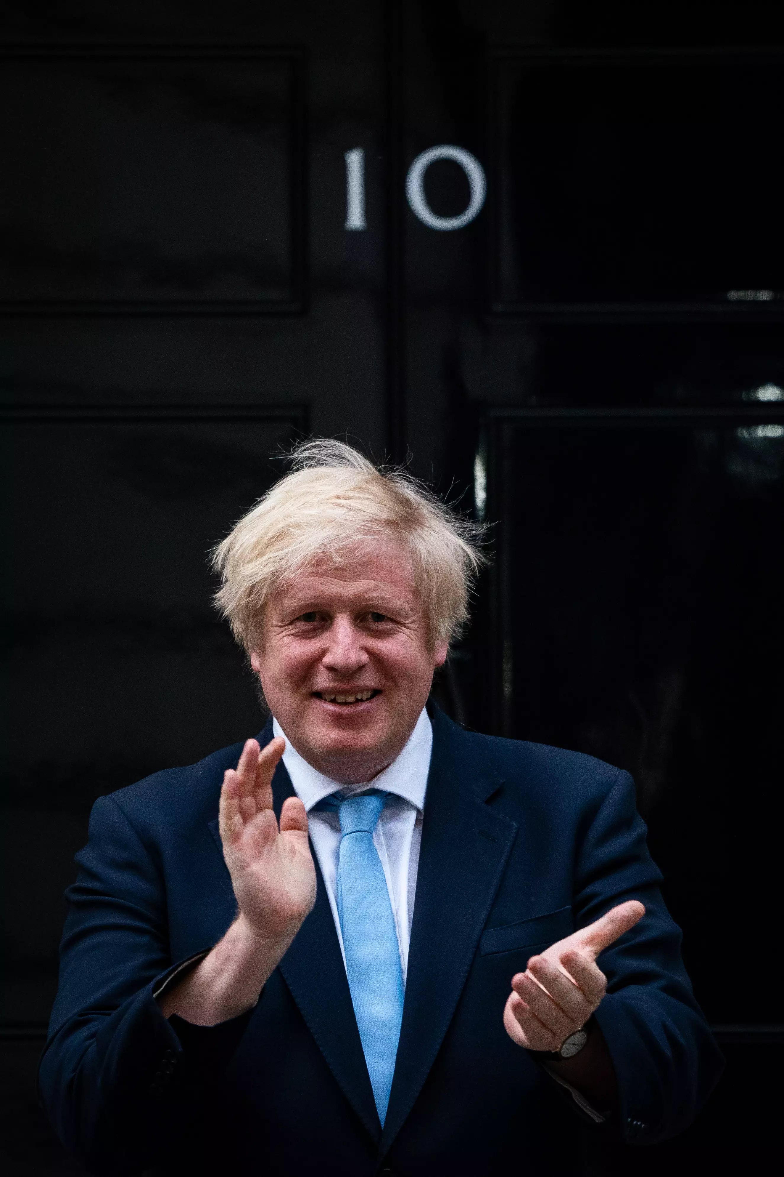 Boris Johnson is urging people to clap (