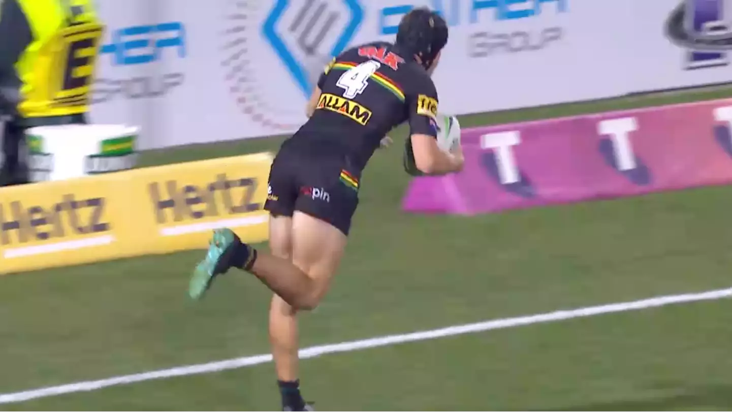 Matt Burton Hilariously Pulls Out Of Spectacular Swan Dive Try In Mid-Air