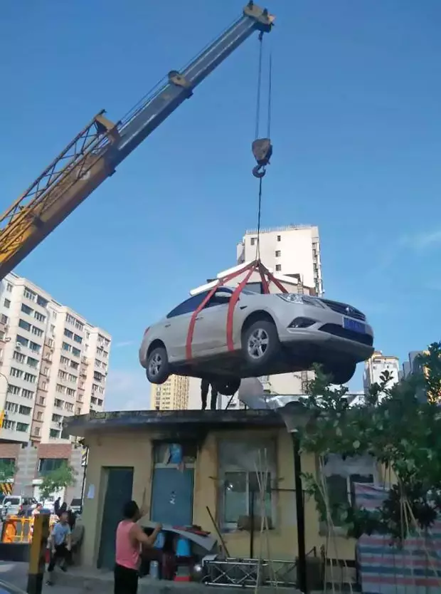 Car on the roof