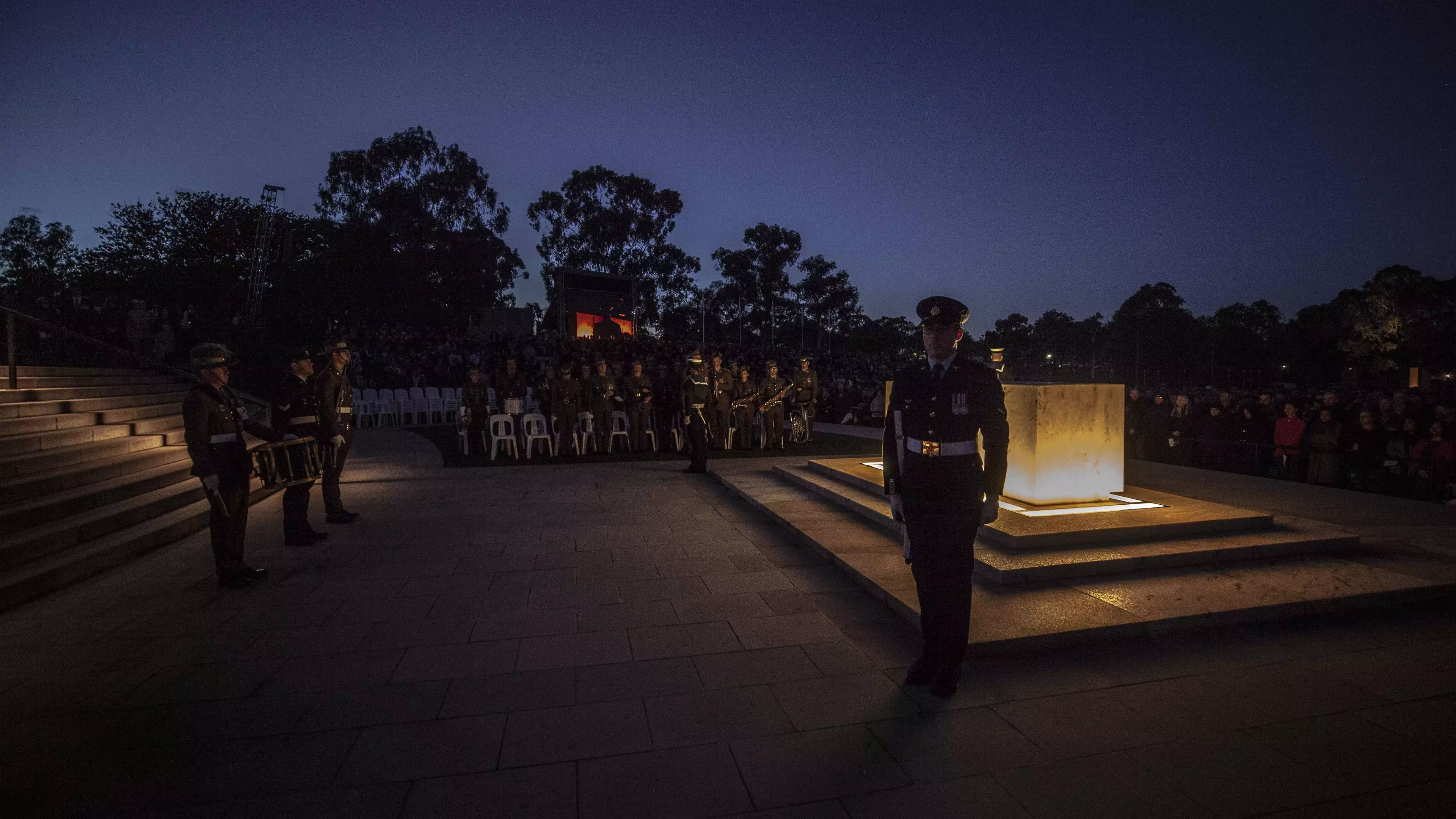 Aussies Encouraged To Stand At Their Driveways Tomorrow Morning For Dawn Service