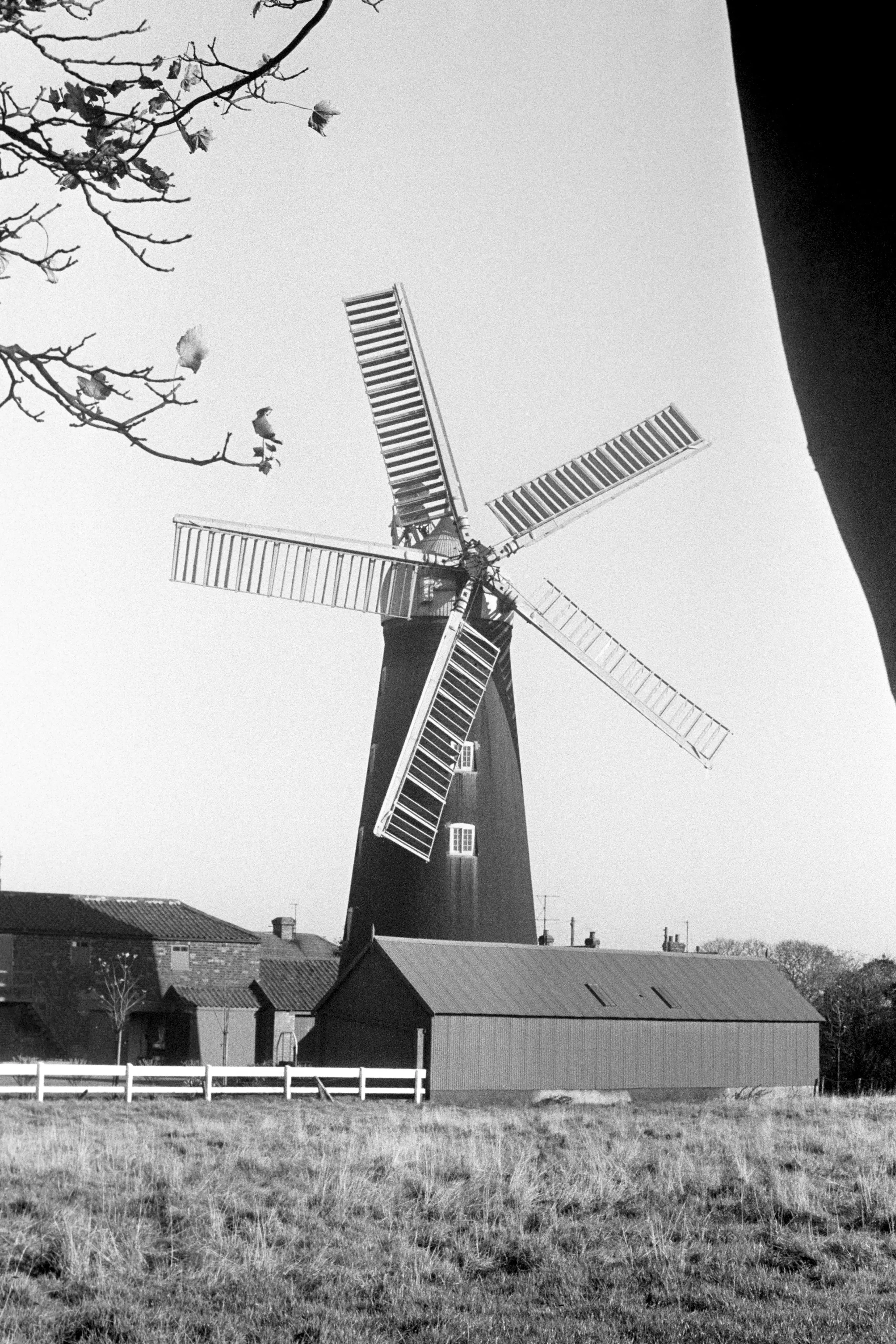 The Burgh Le Marsh windmill in 1970.