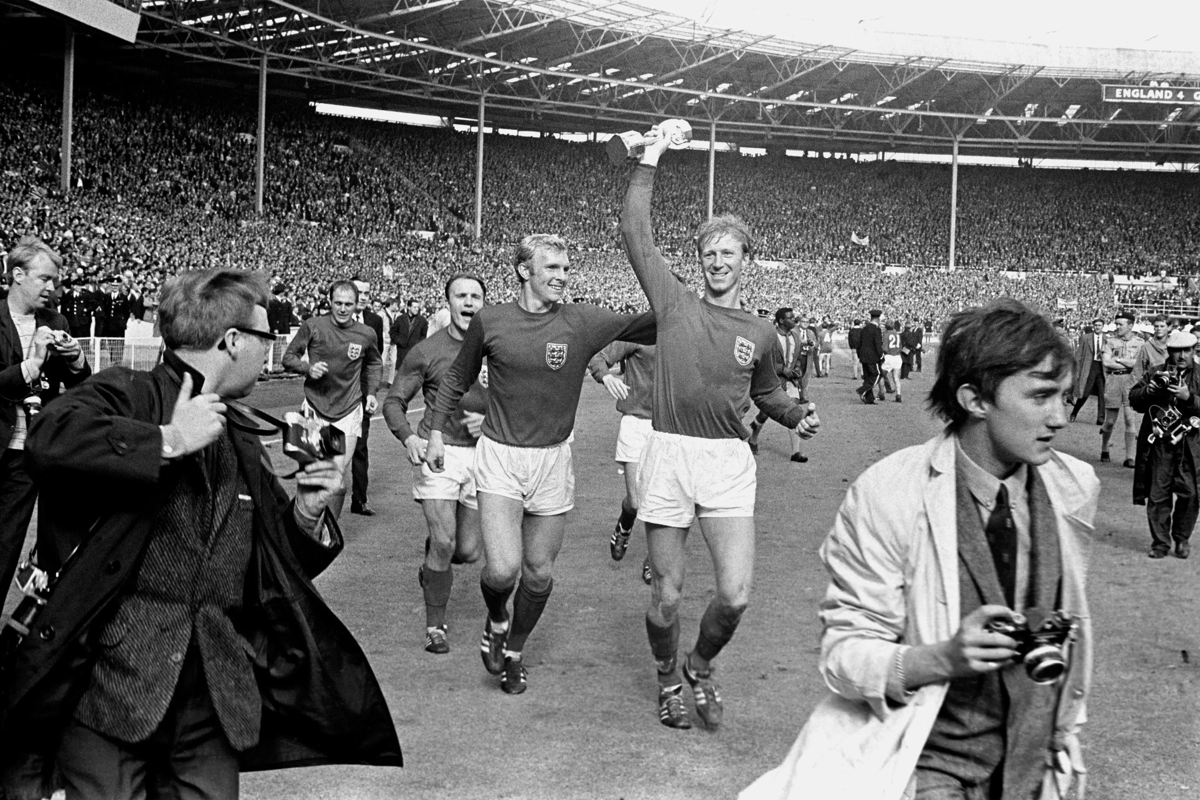 Jack Charlton (right) celebrates with the 1966 England team after they won the World Cup.