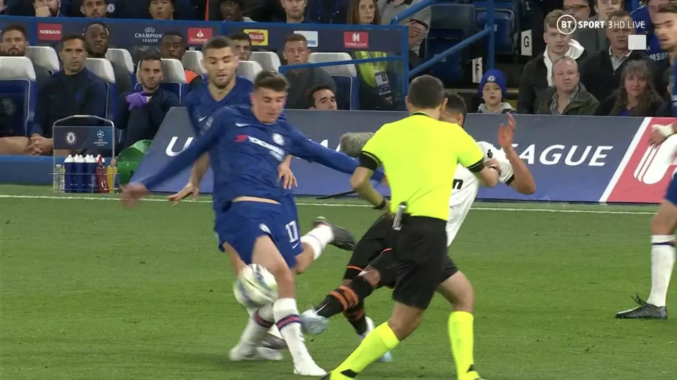 Francis Coquelin overran the ball then lunged in on Mason Mount