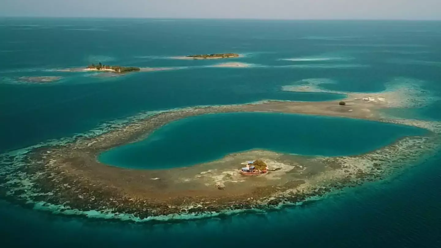 You Can Rent Your Own Island In Belize For Less Than £400 A Night 