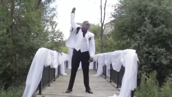Guy Walks Into His Wedding With The Rock’s Theme Song Blasting 