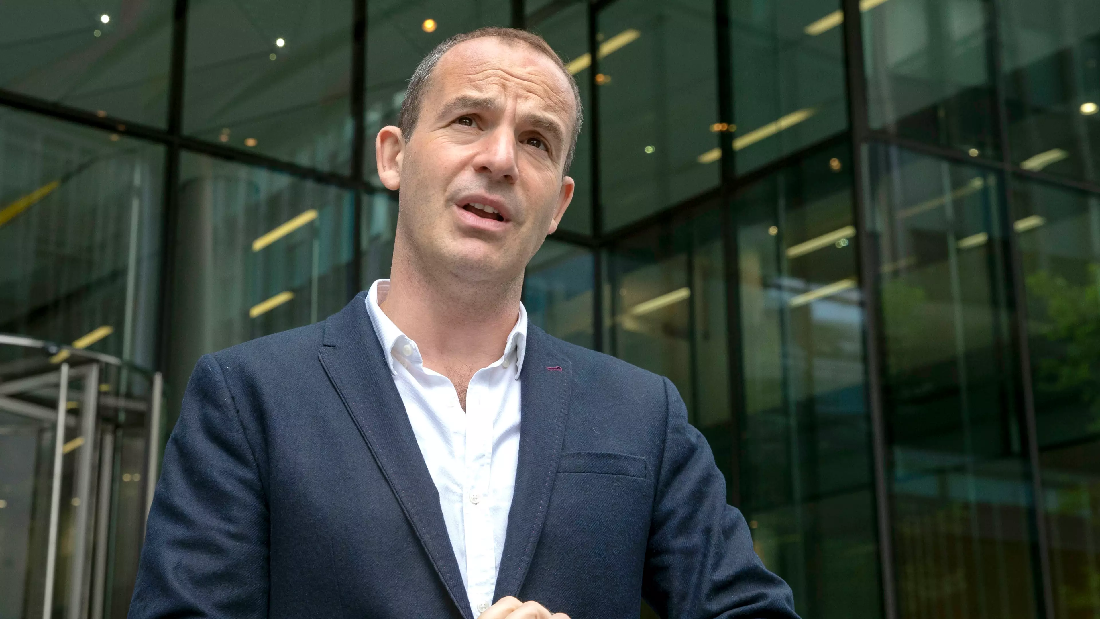 Martin Lewis Finds That 100,000 Brits Could Claim Back Overpaid Student Loans