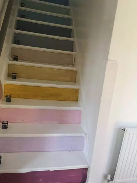 She painted each step individually