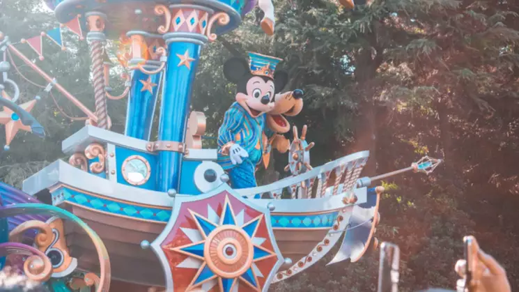 You Can Now Go On Virtual Disney Rides From The Comfort Of Your Sofa 