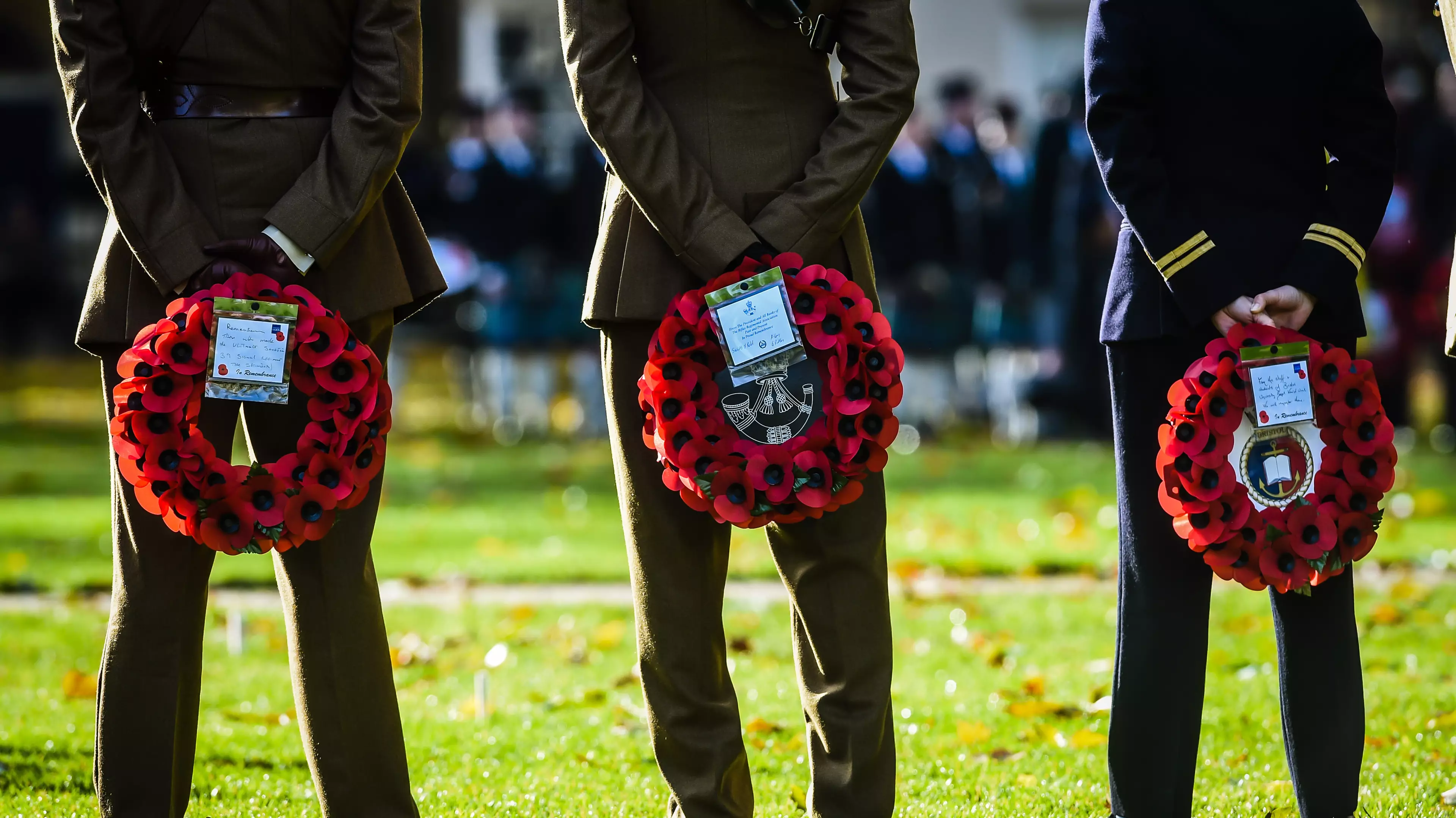 ​Cambridge University Students Vote Not To Promote Remembrance Sunday Because It 'Glorifies War'