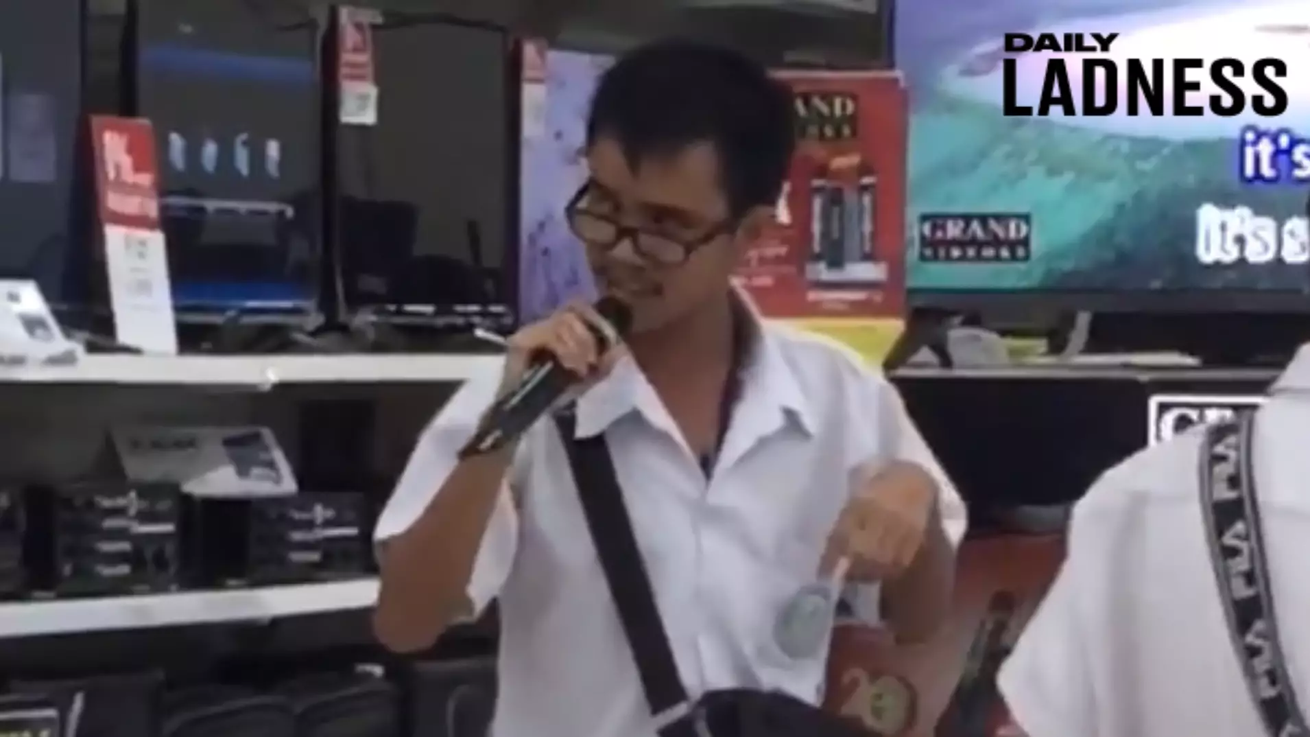 Blind Schoolboy Wows Sam Smith After Cover Of Too Good At Goodbyes Goes Viral
