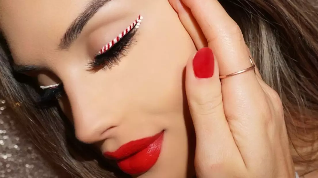 Candy Cane Liner Is The New Festive Make-Up Trend To Try