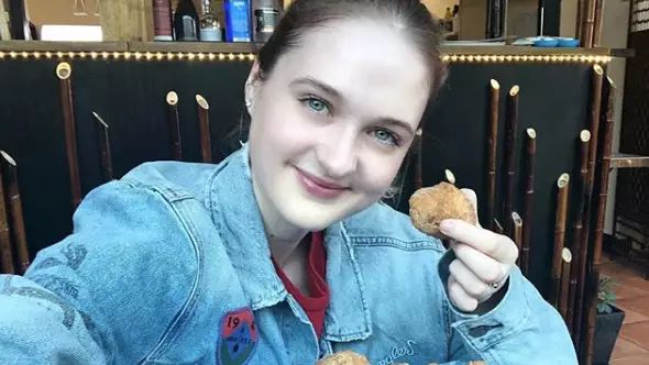 Meet The Competitive Eater Who Can Eat 22 Big Macs In An Hour