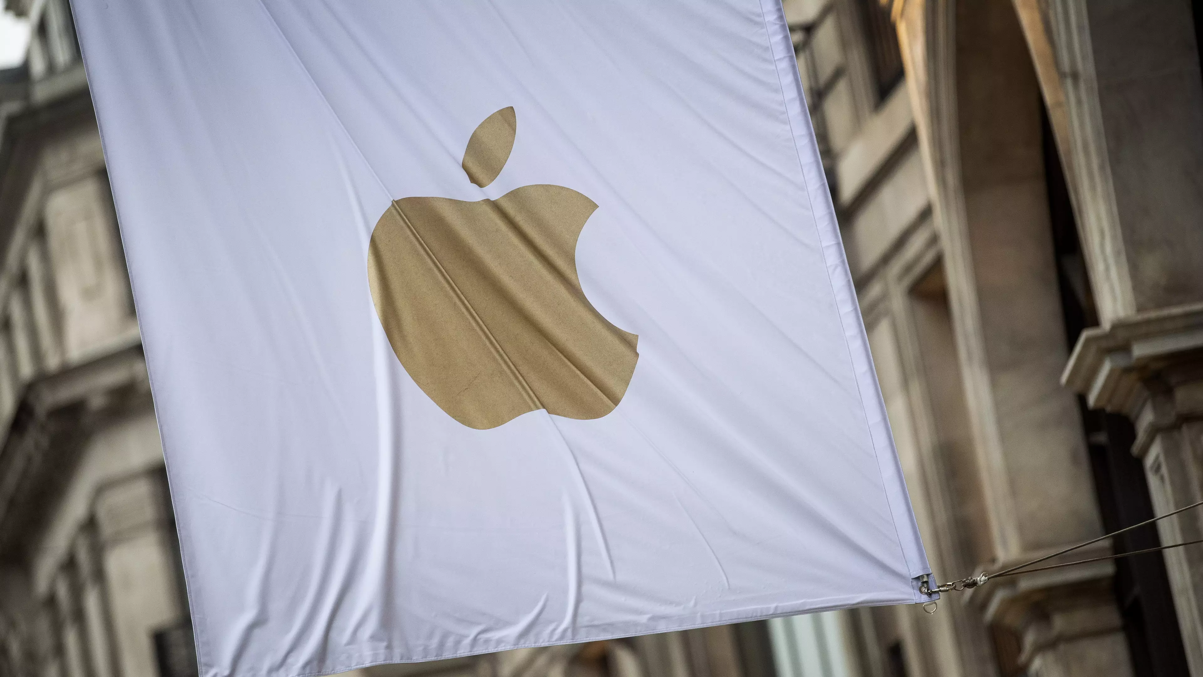 Apple Suffered The Biggest Financial Loss For Any Company In A Single Day Last Week