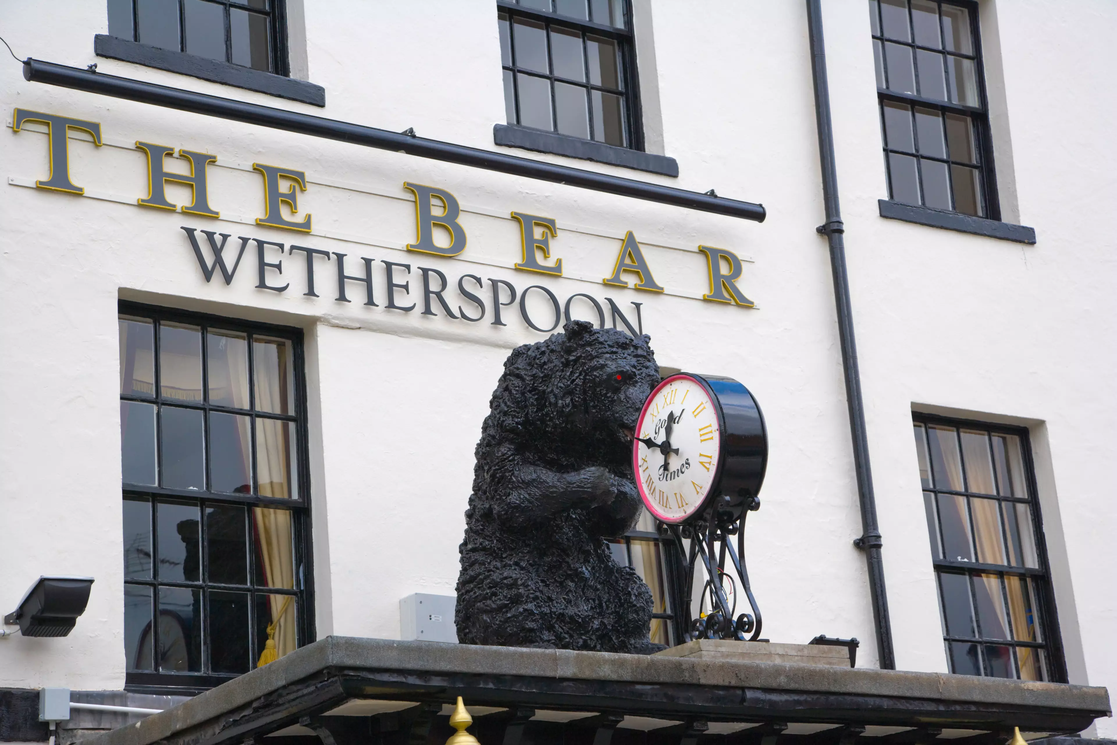 The bizarre incident took place at The Bear in Maidenhead, Berkshire.