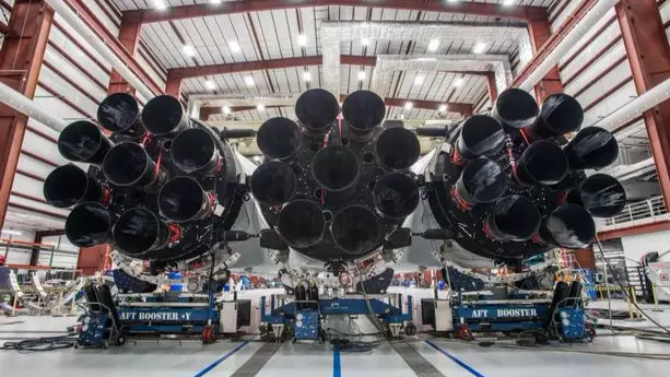 Elon Musk Reveals Rocket That Could Take Man To Mars In 2020