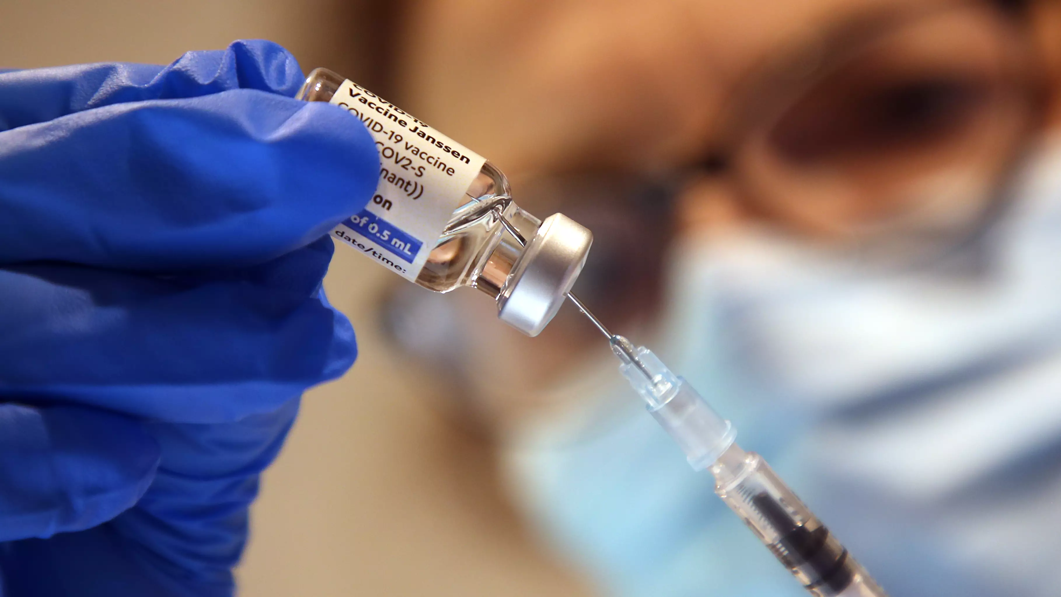 Doctor Refuses To Treat Non-Vaccinated Patients In Person As Local Covid-19 Cases Skyrocket