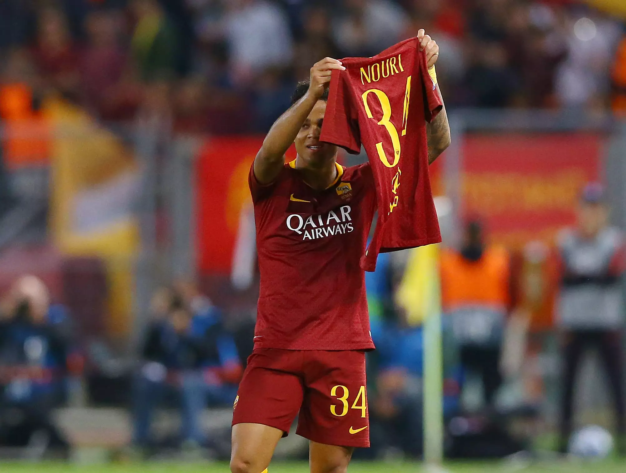 Kluivert Pays Incredible Tribute To Former Ajax Teammate After Scoring For Roma