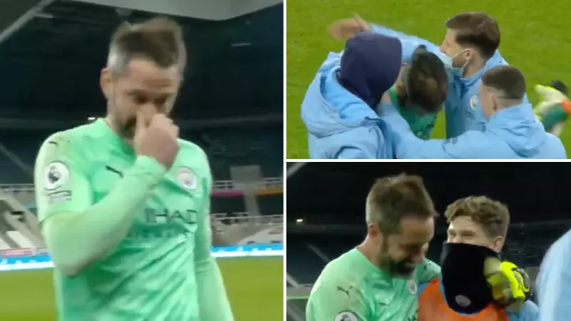 Scott Carson Gets Swamped By His Man City Teammates At Full-Time And It's Incredibly Wholesome