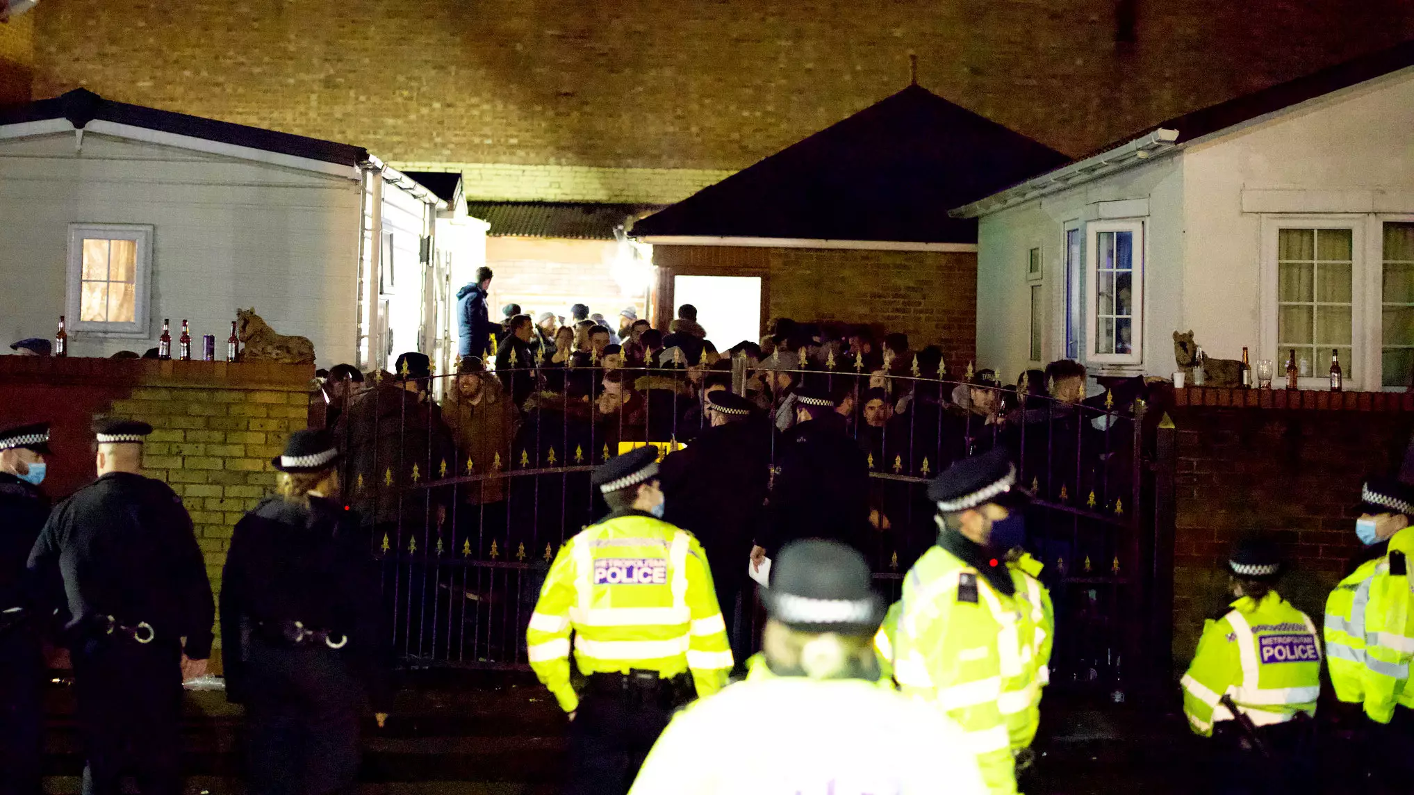 Police Officers Break Up 'Wake' Attended By '100 People' In London
