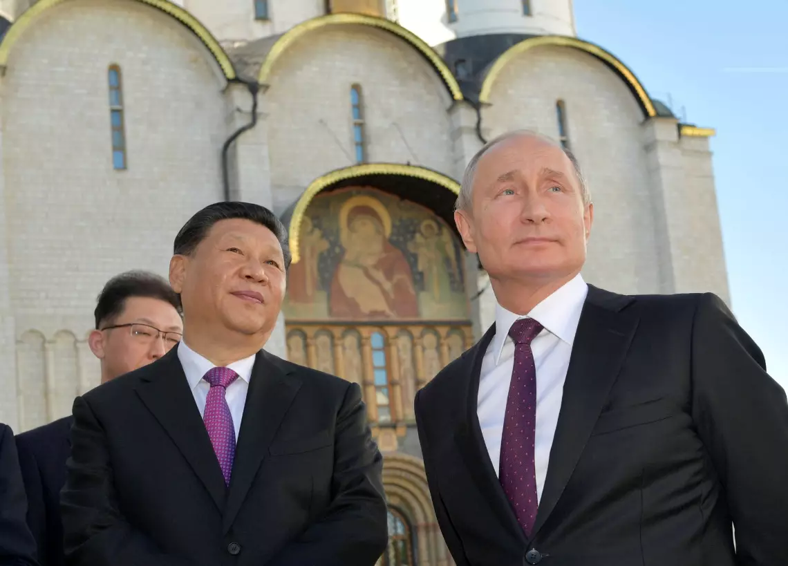 'Best friends' Xi and Putin.