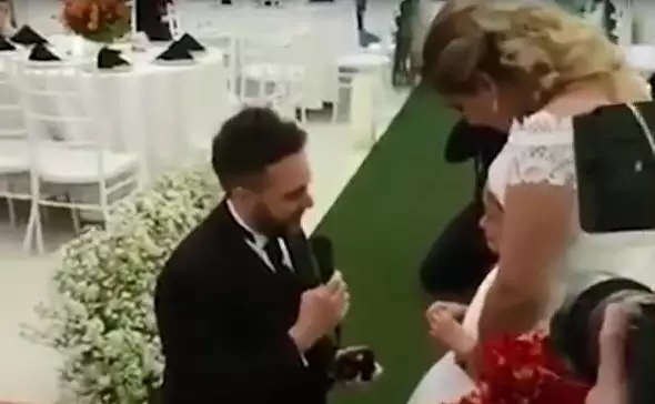 Middle-Aged Man Proposes To Six-Year-Old Girl And It's Actually Inspirational