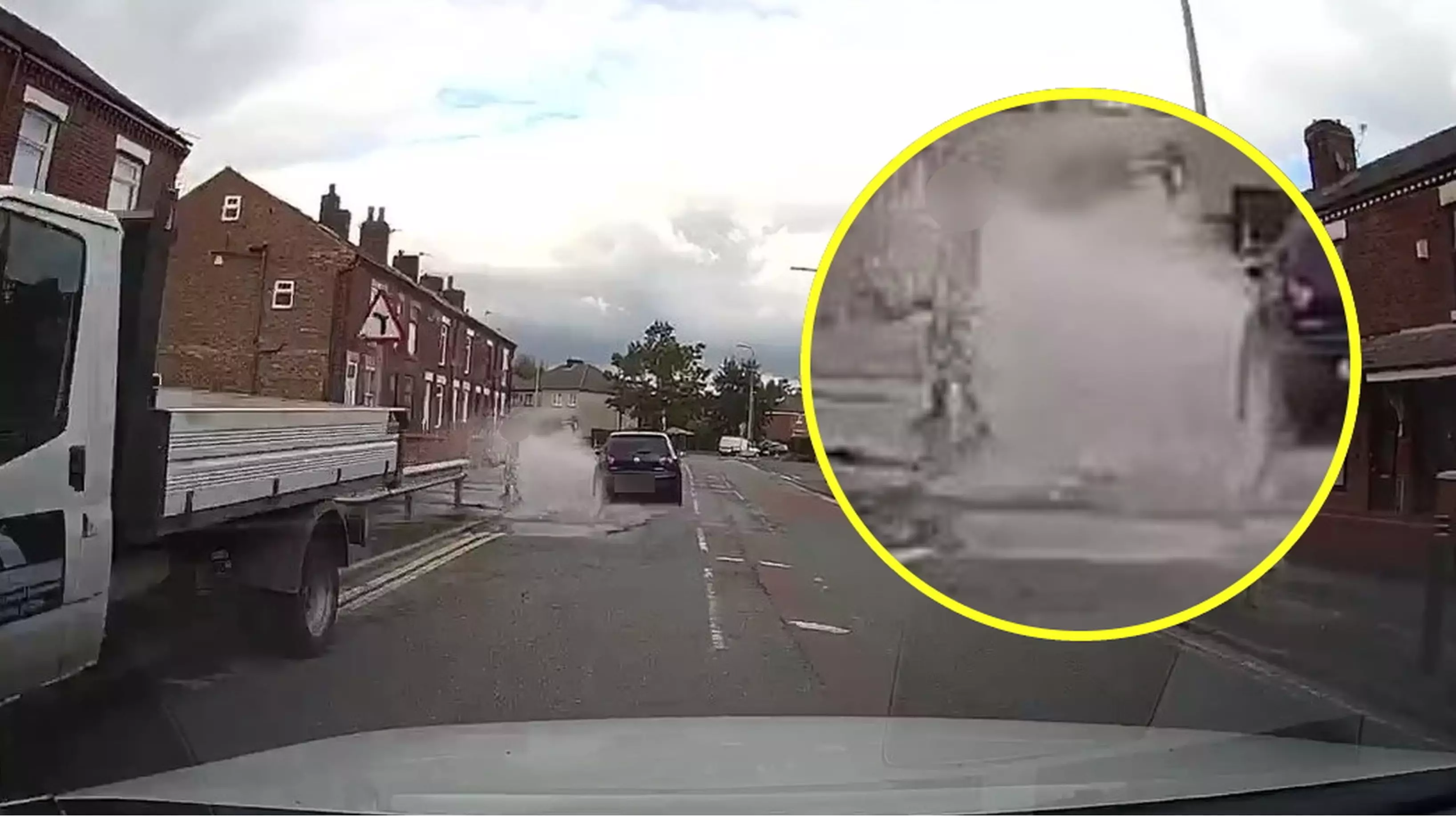 Driver 'Deliberately' Swerves Into Puddle And Drenches Kid