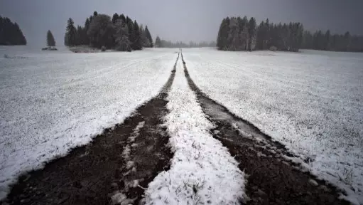 Get Ready To Crank Up The Heating As Temperatures Are Set To Plummet Across The UK Tonight