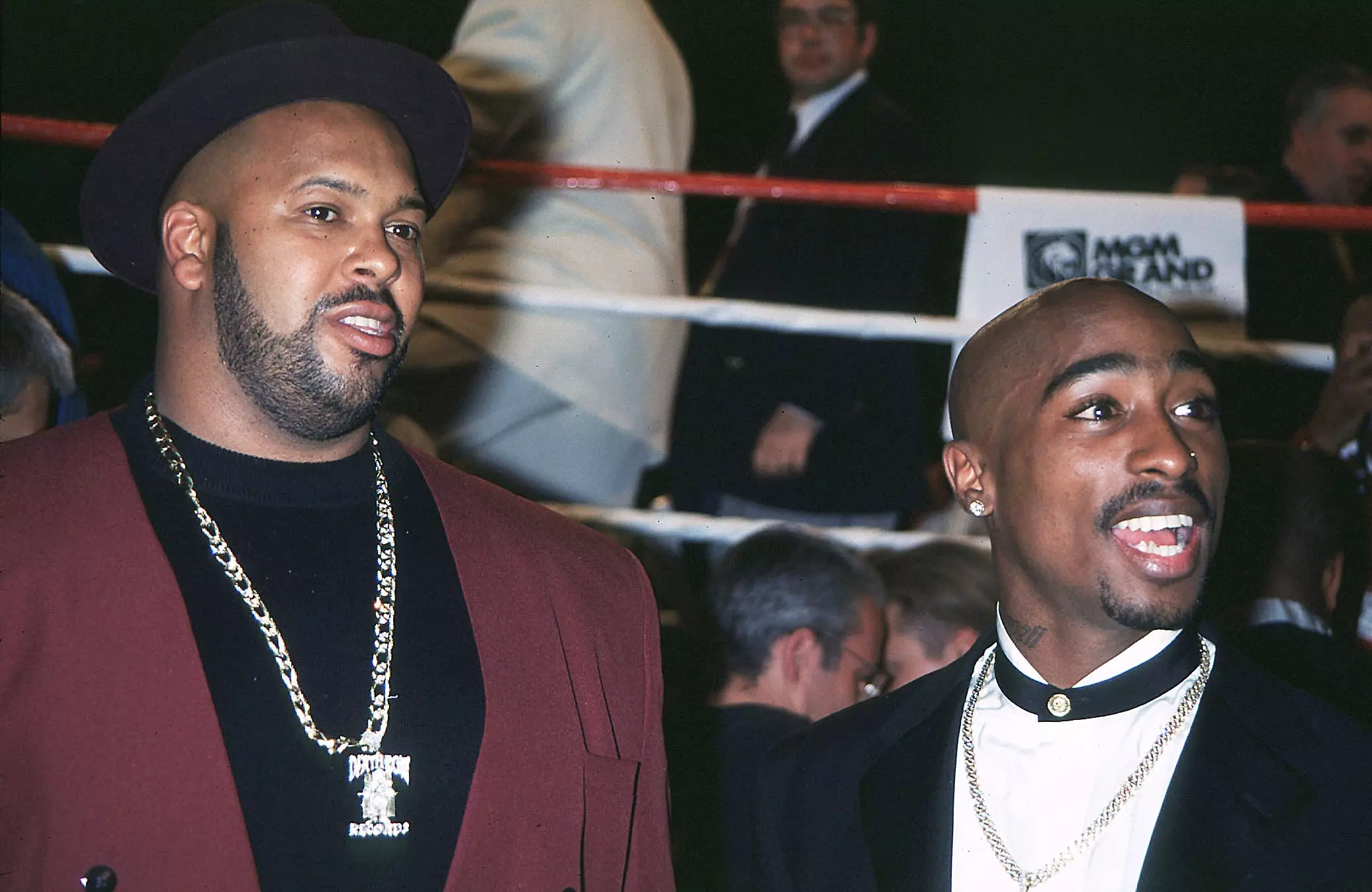 Suge Knight (L) and Tupac Shakur (R) at the MGM Grand Arena on 7 September 1996 shortly before he was shot.