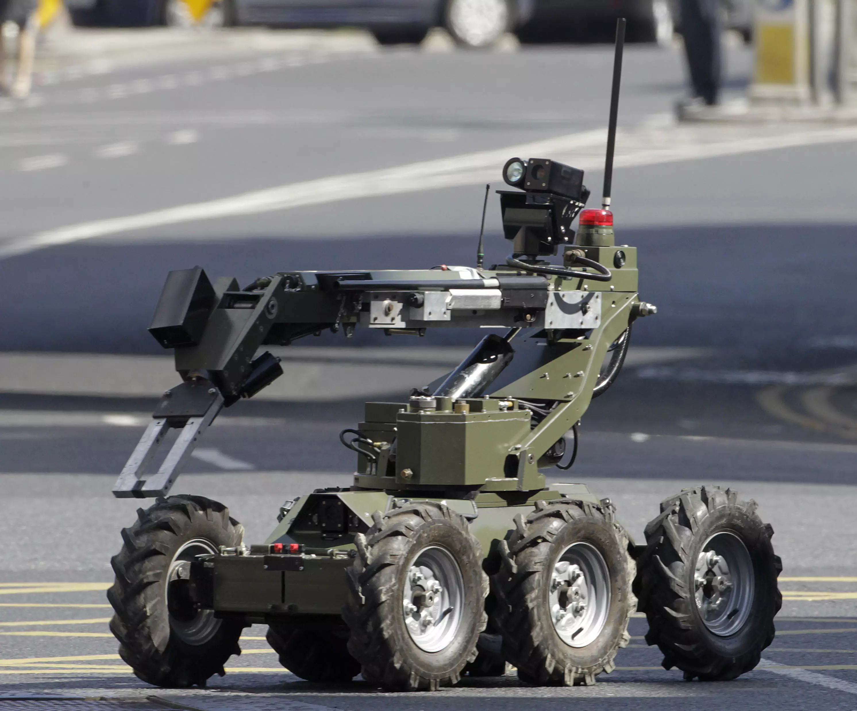 Army robot