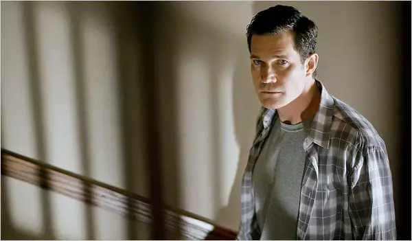 Dylan Walsh plays stepfather David (
