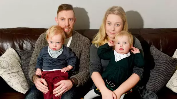 Thirty-Year-Old Dad Becomes One of UK's Youngest Alzheimer's Sufferers