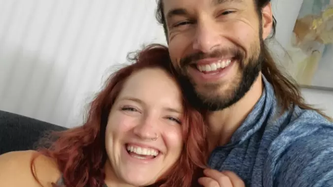 Couple Make £1000 Streaming Live Sex Shows For Strangers