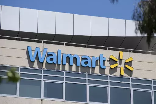 The woman has now been banned from Walmart after police were rung.
