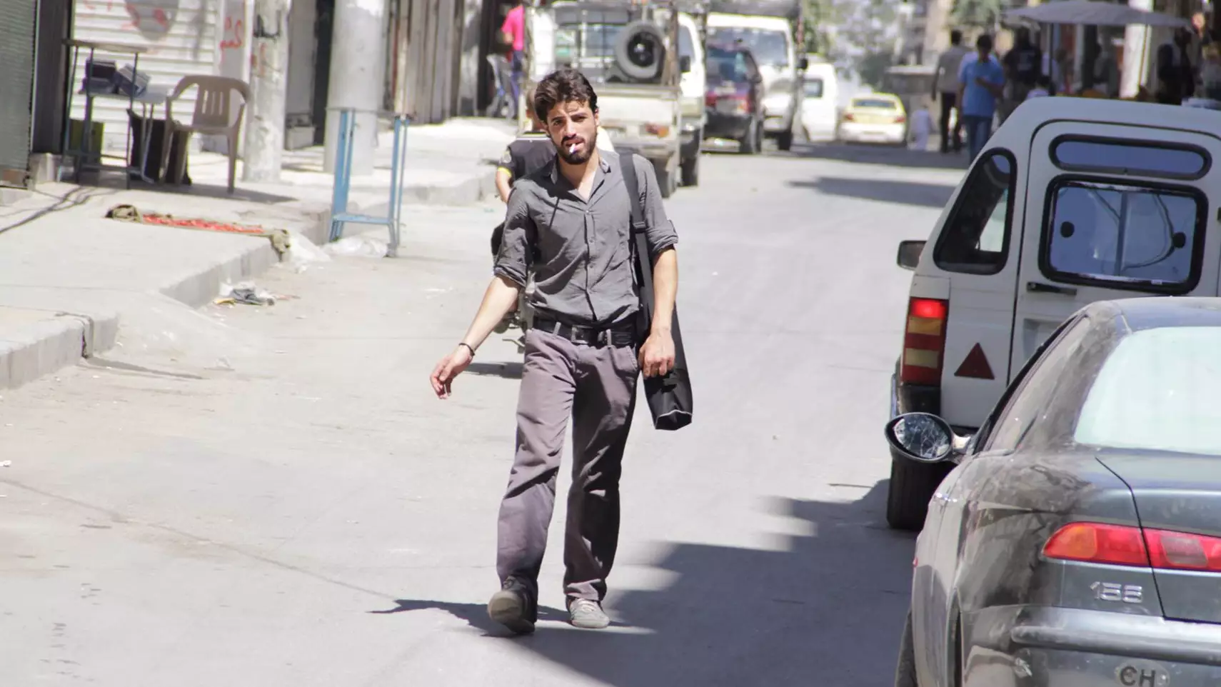 This War Photographer Ditched His Camera To Help Dying Syrian Children
