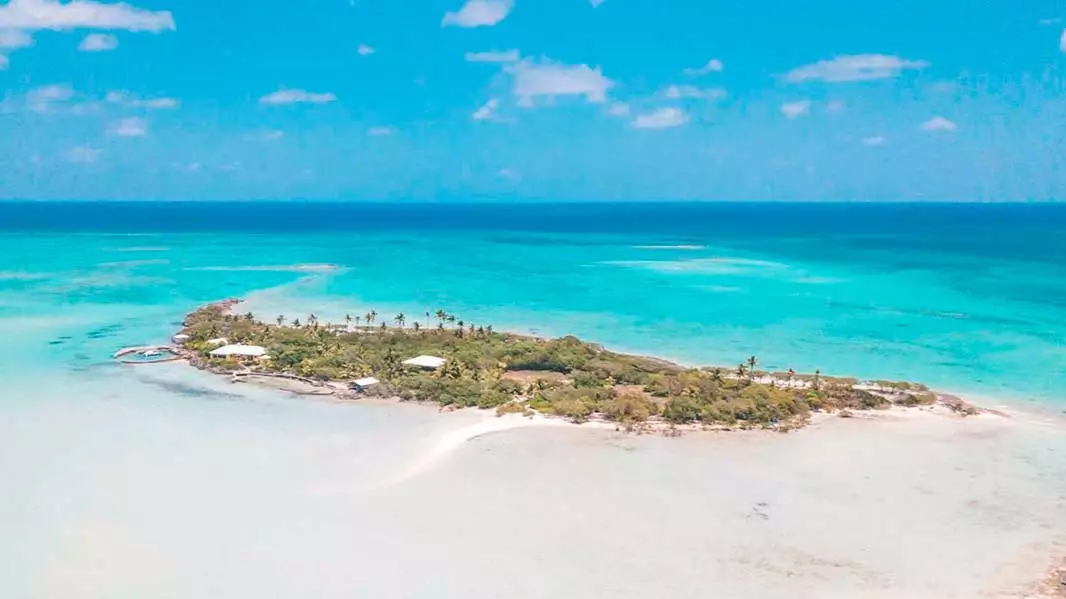 Stunning Private Island In The Bahamas Goes On Sale For £2.5m