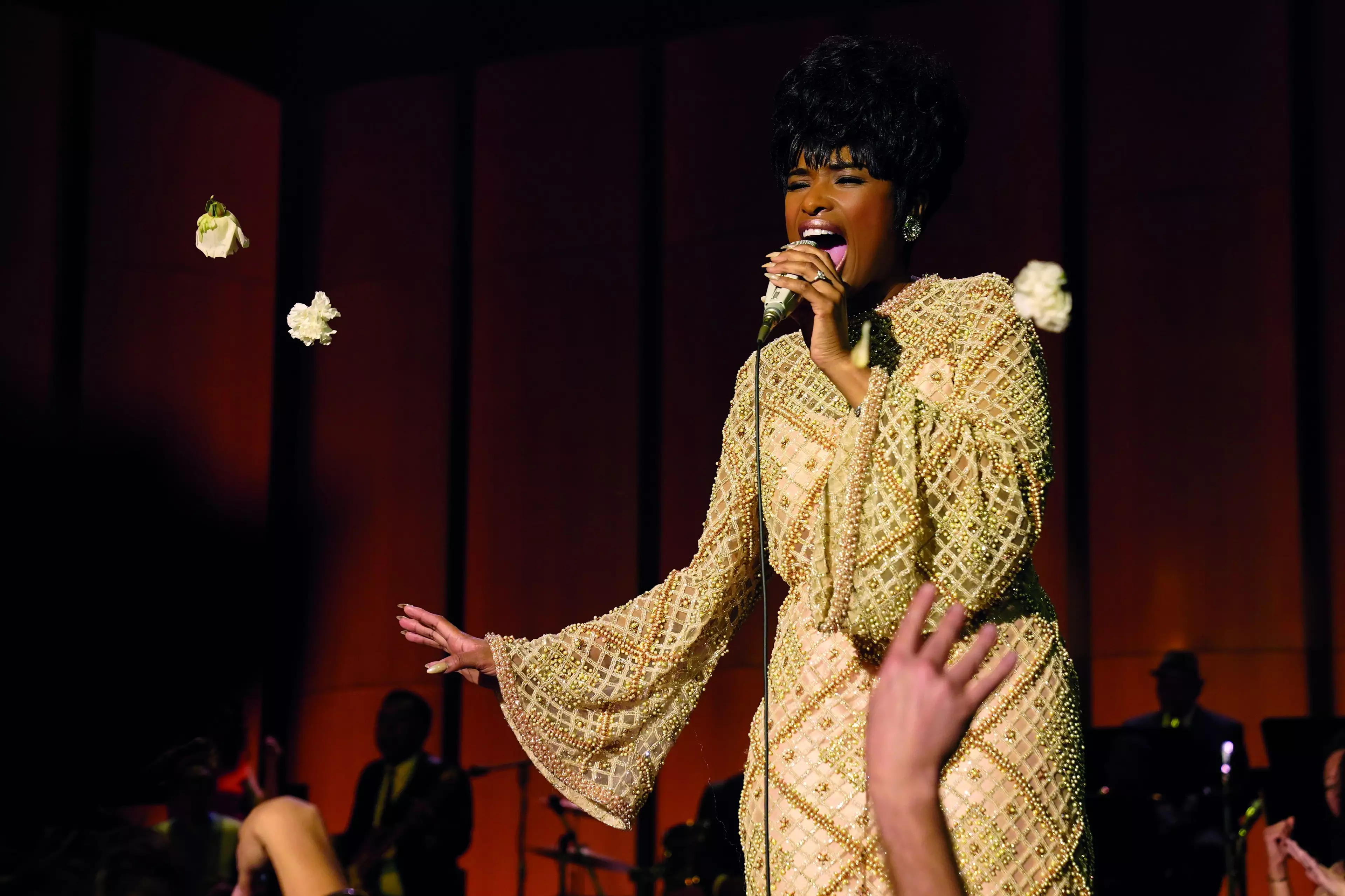 The movie follows the rise of Aretha Franklin's career from a childhood of singing in her father's church's choir to international superstardom (
