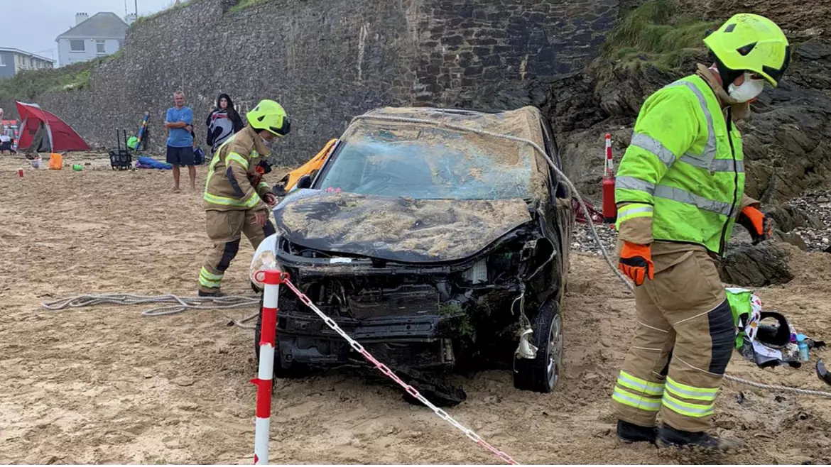 Car Plunges From 20ft Cliff And Lands On Beach Below 