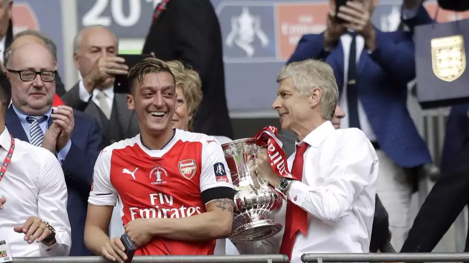 Mesut Ozil Trolls 'Experts' Who Got FA Cup Final Result Terribly Wrong