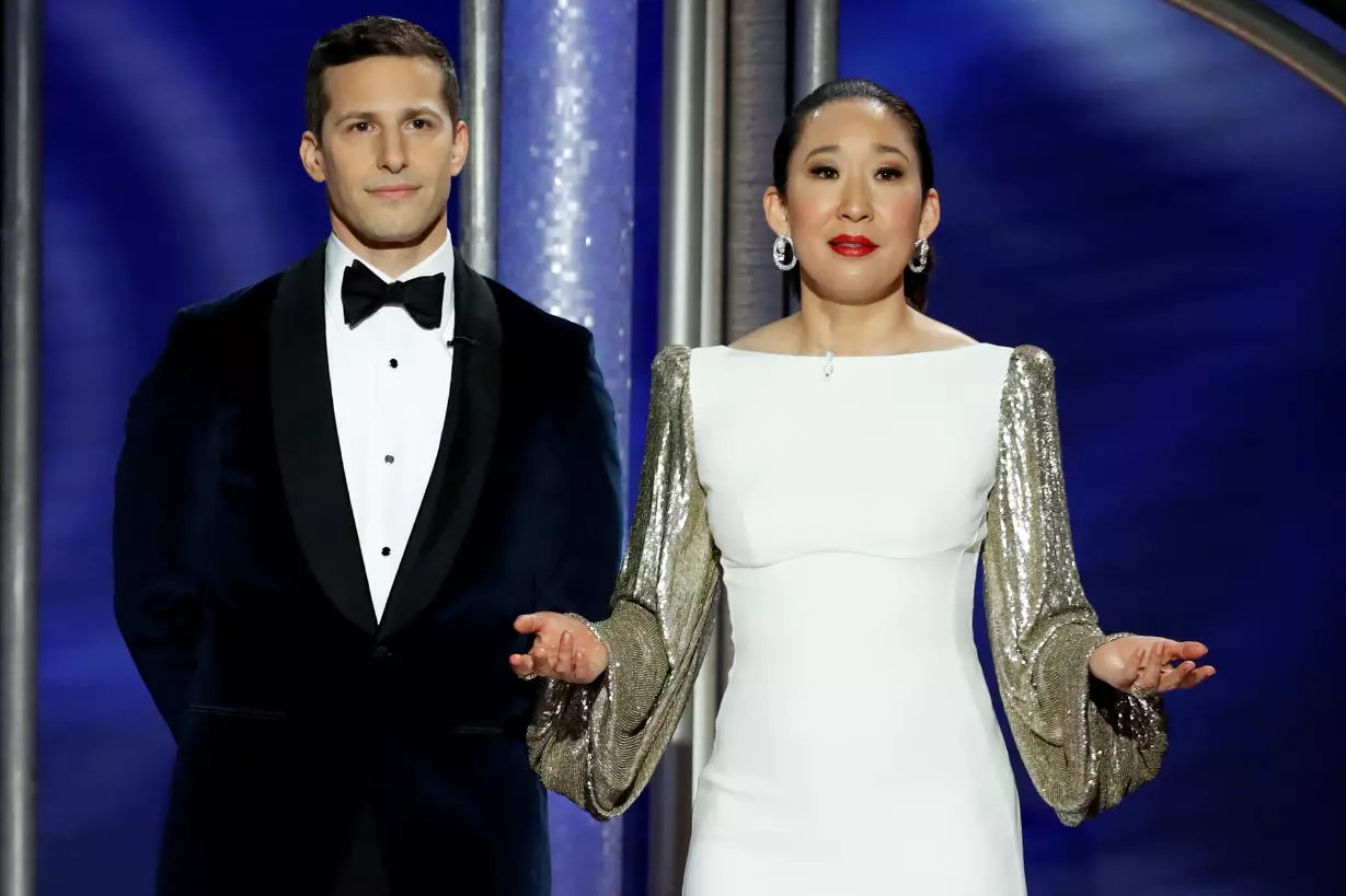 Andy Samberg and Sandra Oh hosting the 76th Golden Globes.