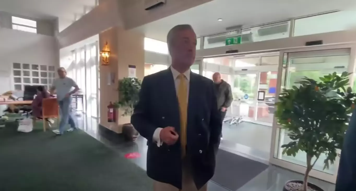 Farage decided to 'investigate' by accosting hotel employees at work.
