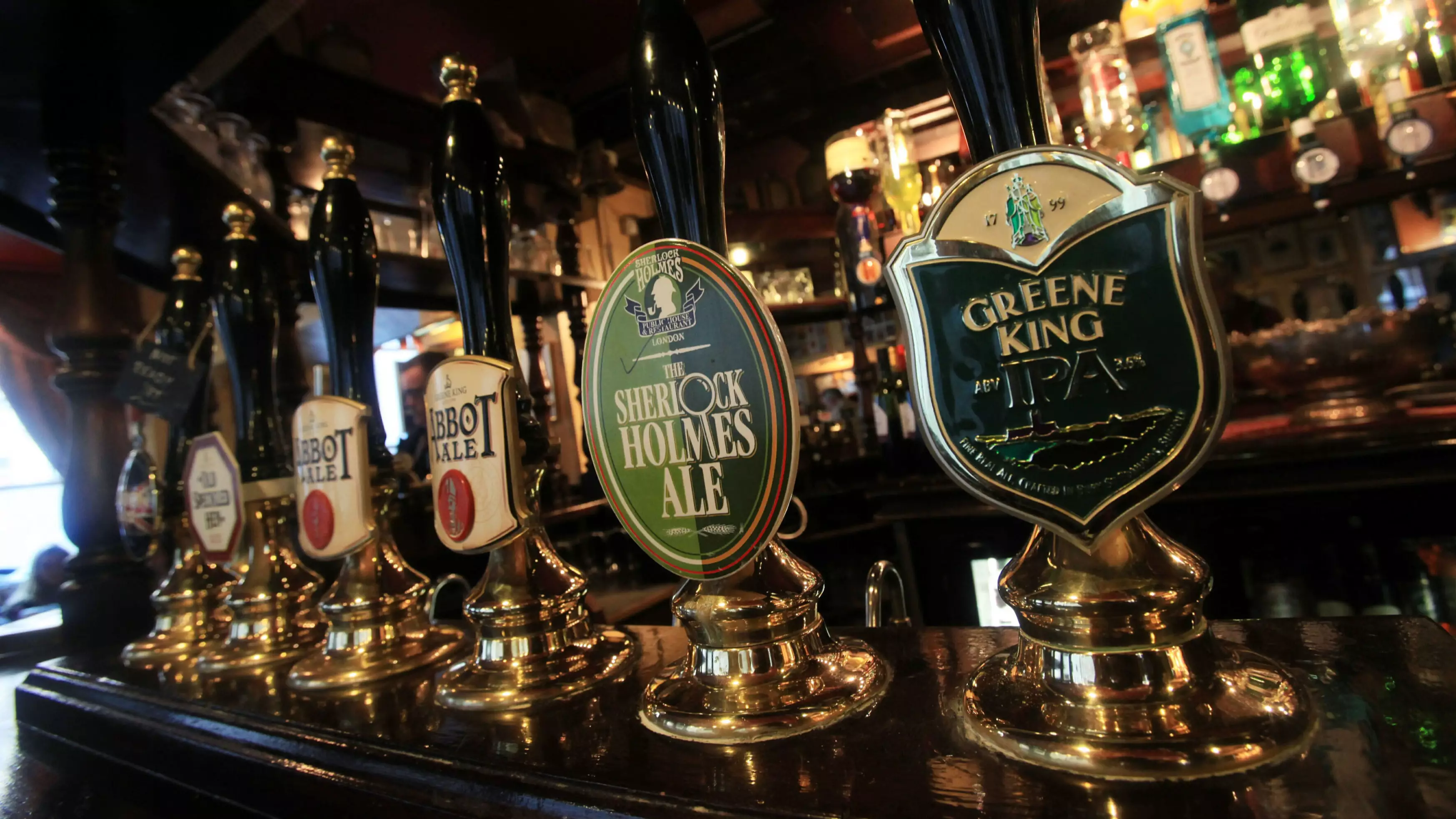 Council Looking For Someone To Tour Pubs For £29,000 A Year