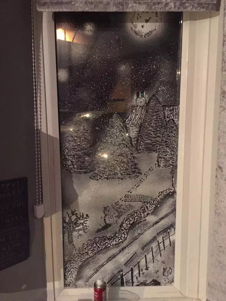 The snow windows are easy to achieve. (