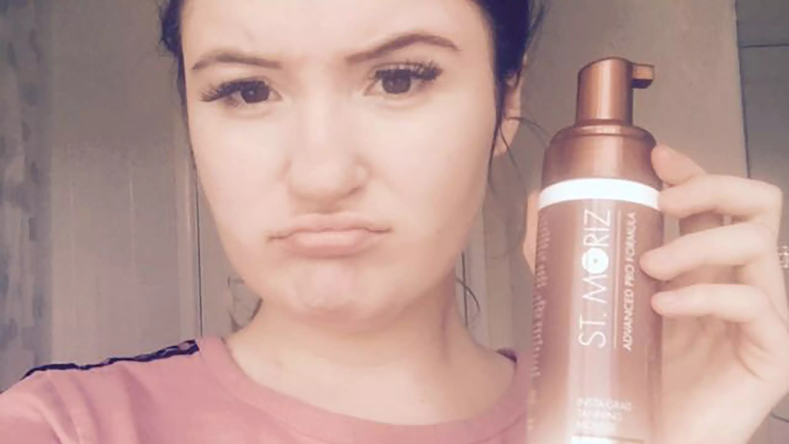 Mum's Fake Tan Nightmare Sees Her Looking 'Like Chocolate Spread'