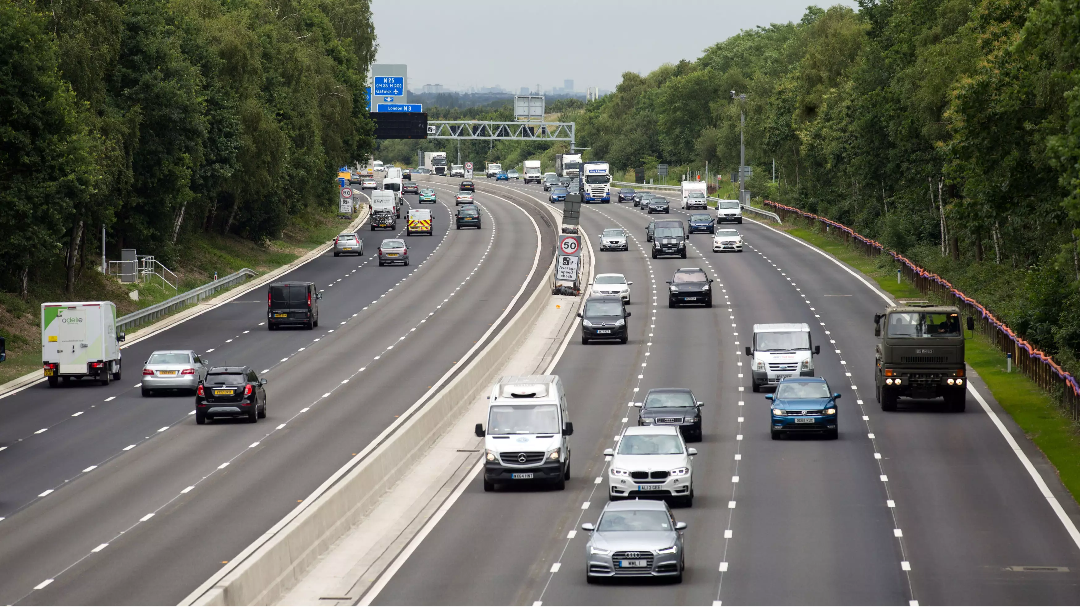 New Motorway Cameras Could Fine Drivers £100 For Tailgating